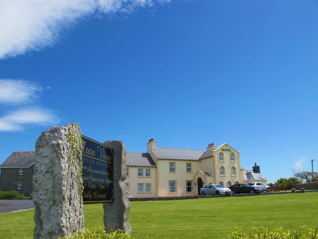 Aran View Country House And Lodge Doolin Exteriér fotografie