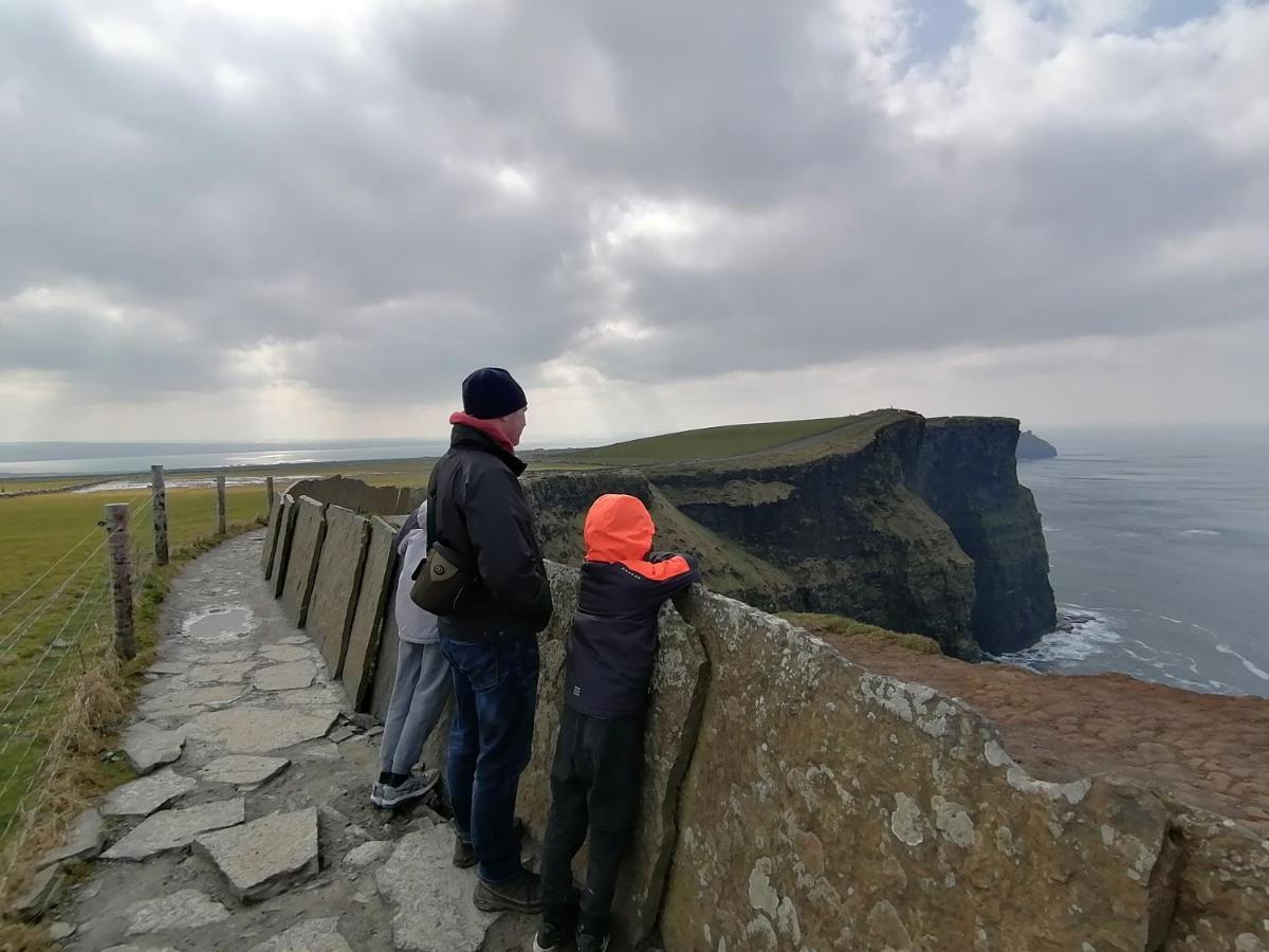 Aran View Country House And Lodge Doolin Exteriér fotografie
